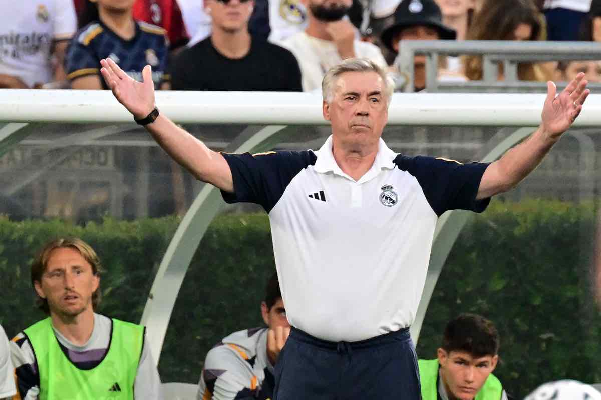 Mbappé, Ancelotti lo scarica: la dichiarazione in conferenza 