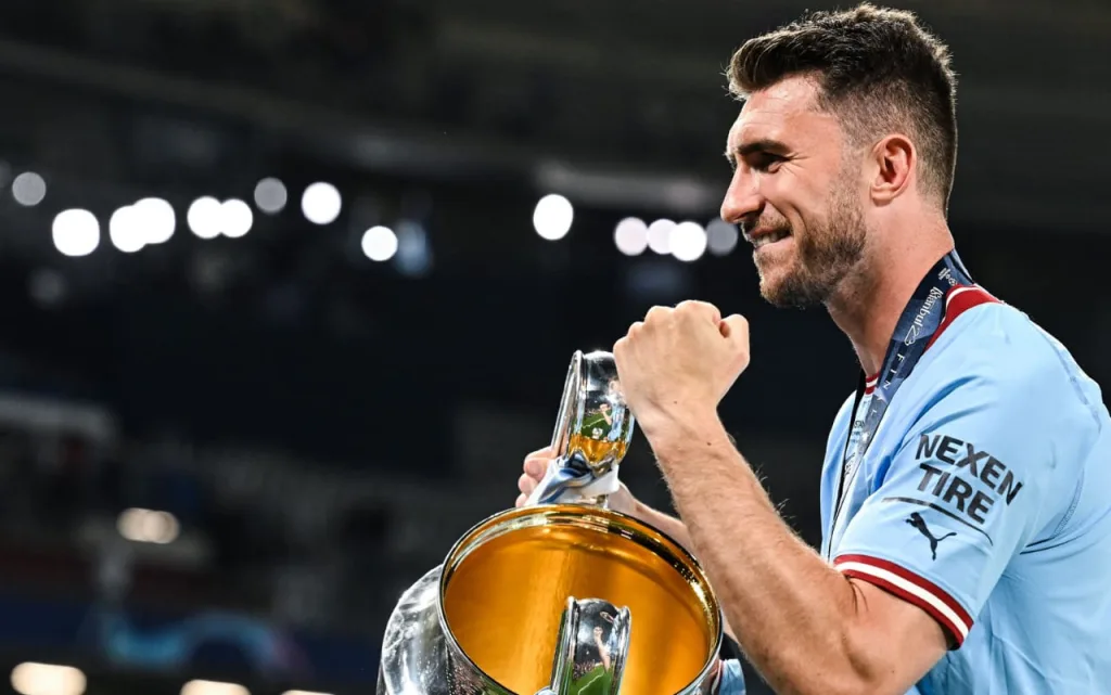 Mercato Juventus, concorrenza dalla Spagna per Laporte: lo scenario