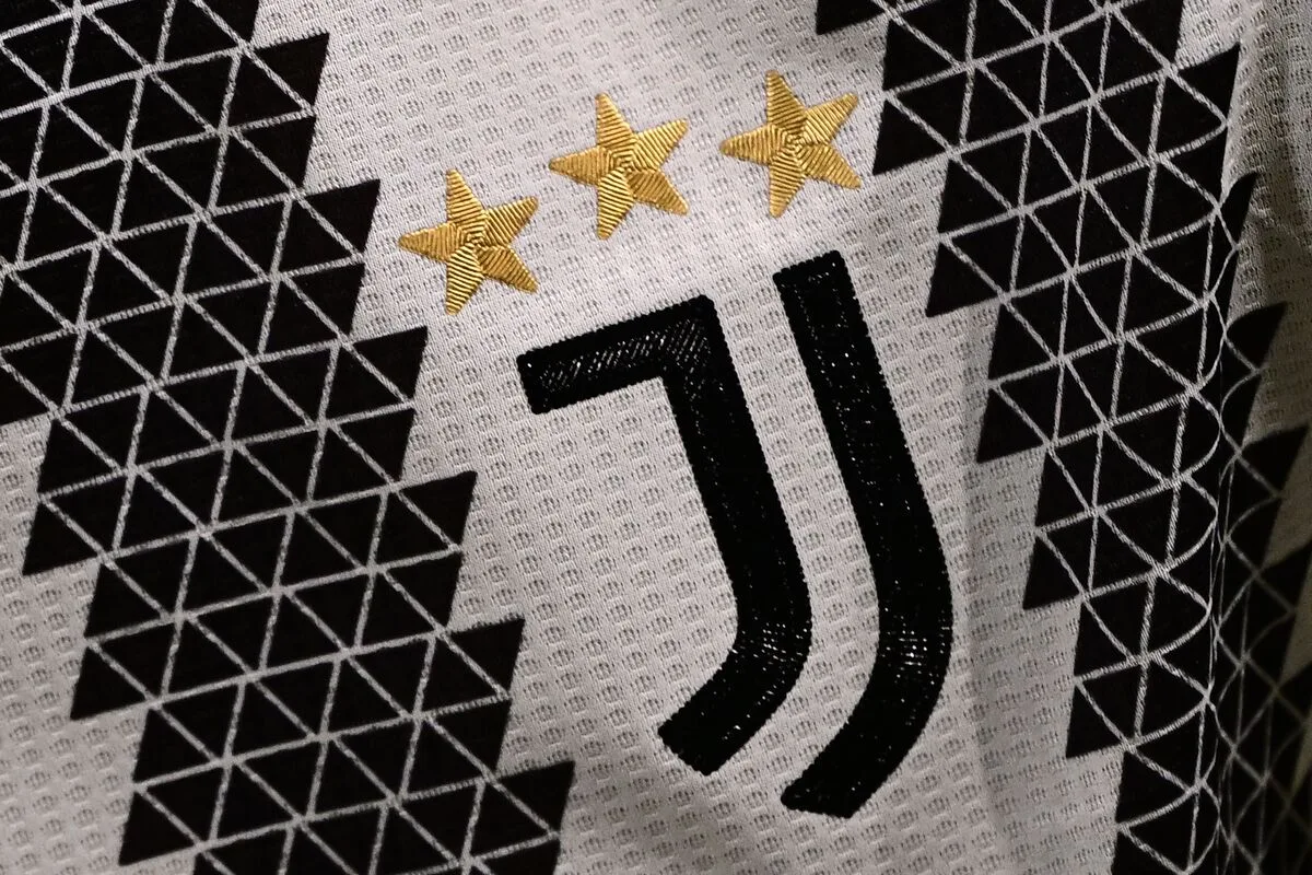 terza maglia juventus