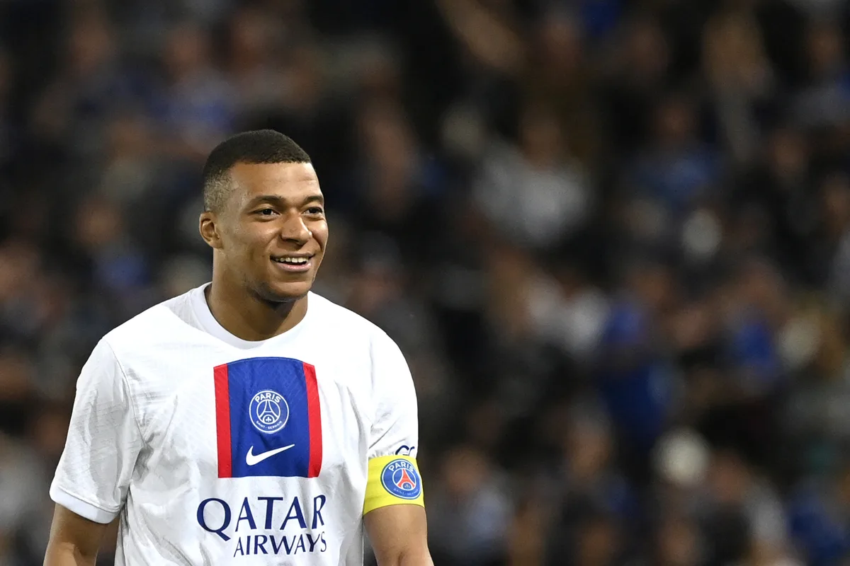 mbappè rinnovo psg