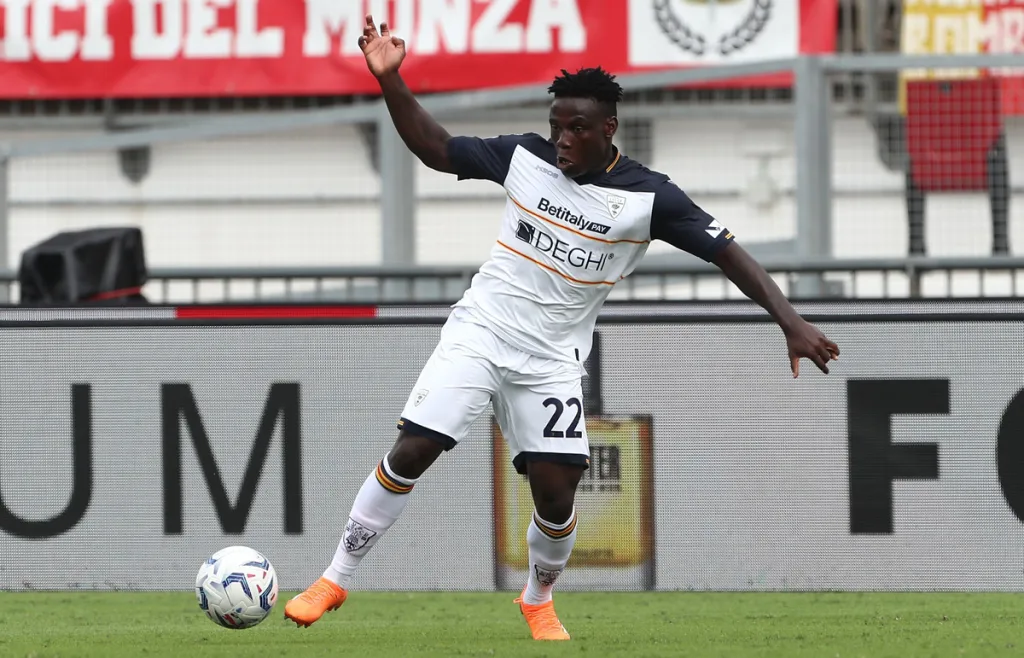 Lecce, i convocati per il Genoa: tre assenze per D’Aversa