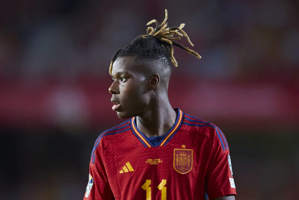 Il Barcellona guarda gli svincolati: Nico Williams nel mirino