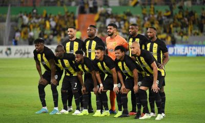 Foto di squadra per l'Al Ittihad