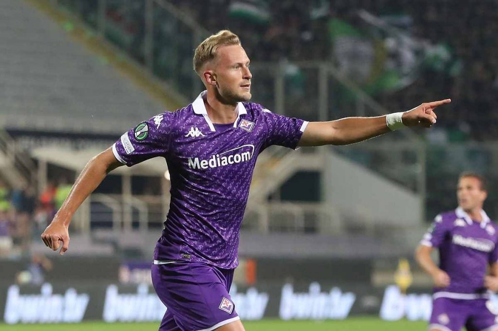 Fiorentina-Ferencvaros 2-2, viola distratta e sprecona