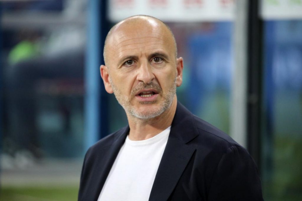 Mercato Inter, rispunta un vecchio pallino: “Noi ci siamo”. Ausilio avvia i contatti