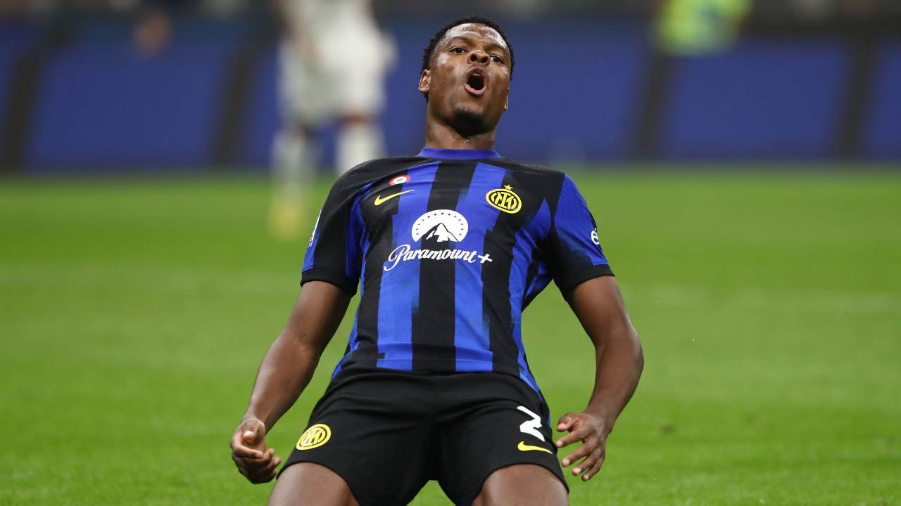 Denzel Dumfries, esterno destro dell'Inter