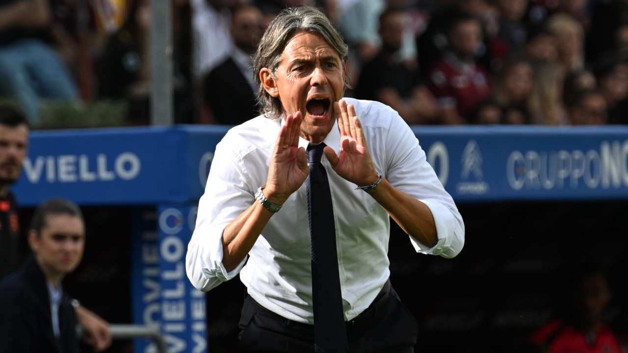 Filippo Inzaghi arrabbiato in panchina - CalcioInPillole.it