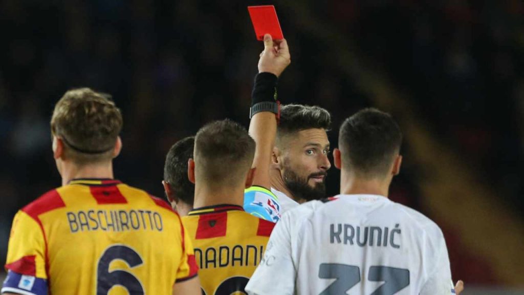 Milan, espulsione Giroud: quante giornate rischia il francese