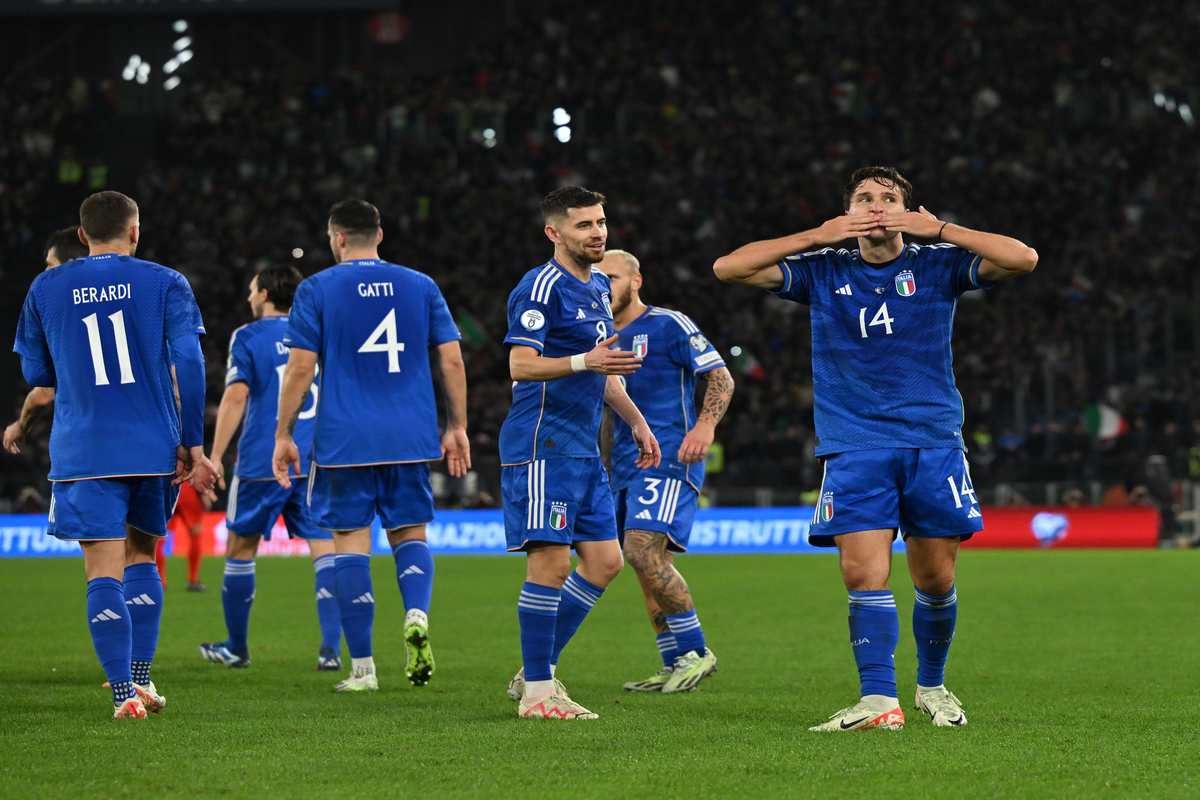 All'Italia basta un punto - OneFootball