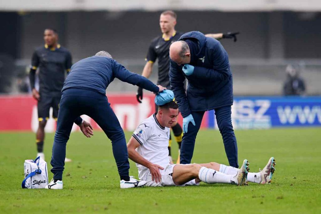 Verona-Lazio, infortunio per Marusic: le ultime sulle sue condizioni