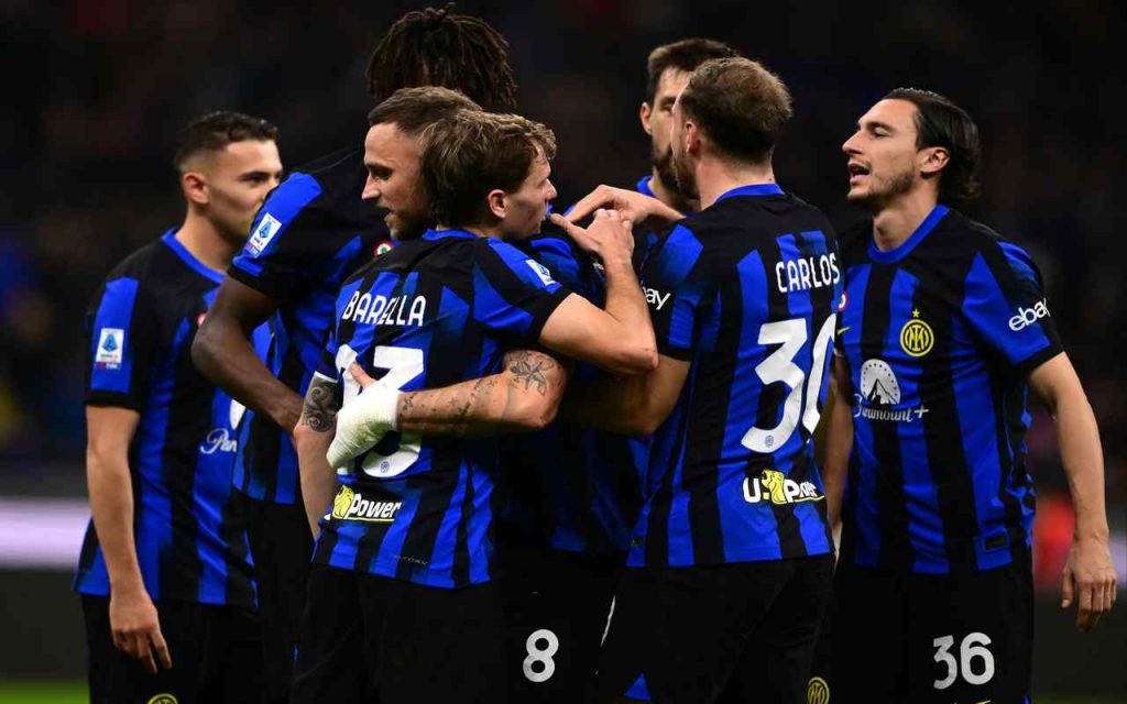 Inter-Lecce 2-0: Bisseck-Barella, l’Inter resta a +4 dalla Juventus