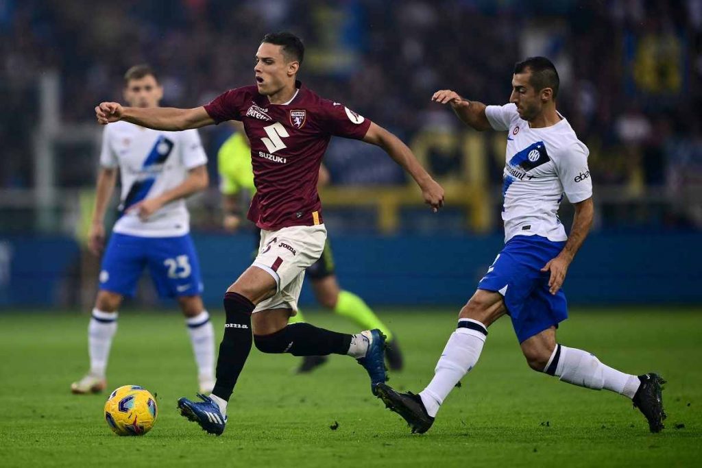 Mercato Milan, mossa a centrocampo: si guarda in Serie A