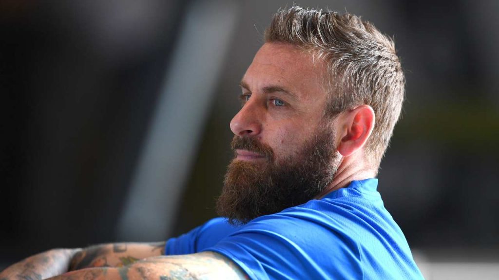 Roma, le ultime da Trigoria: due rientri per De Rossi