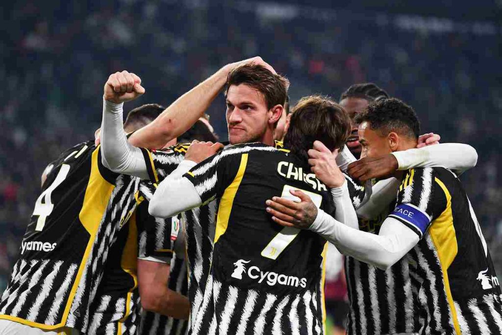 Juve-Salernitana 6-1: i bianconeri dilagano. Allegri si gode Yildiz e vola ai quarti