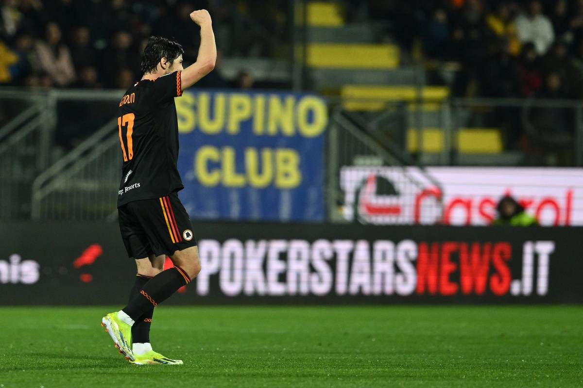 roma azmoun