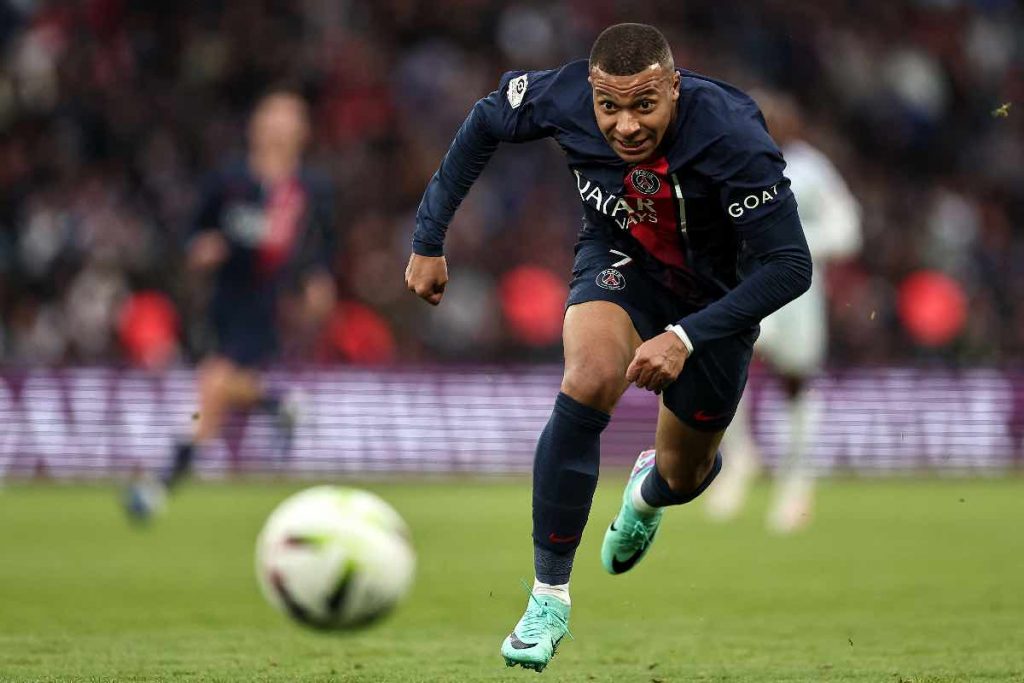 Sospiro di sollievo per la Serie A, il PSG ha cambiato obiettivo: 200 milioni per il post-Mbappé