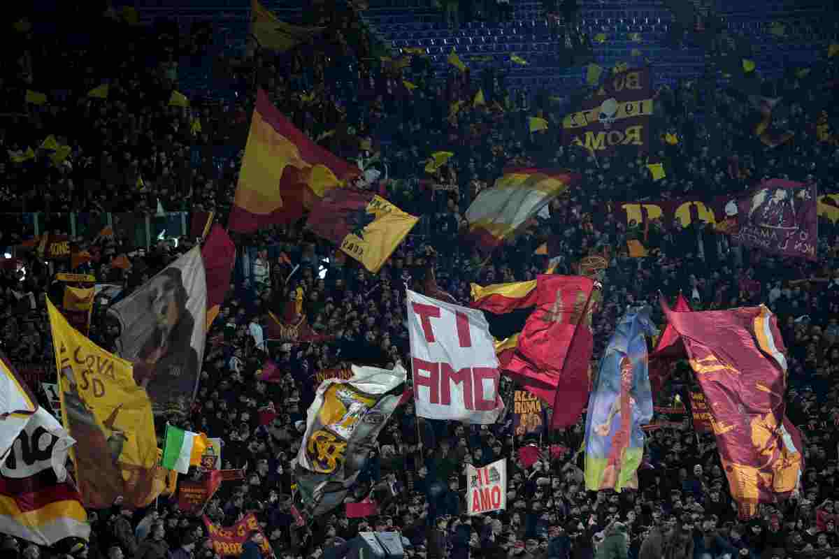 Tifosi Roma in rivolta