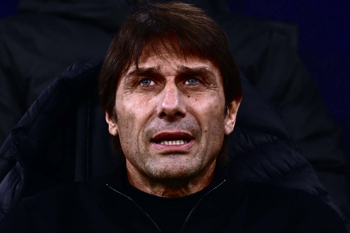 conte napoli annuncio