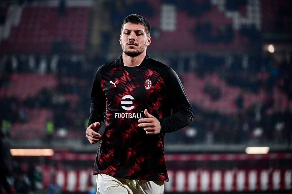Milan-Jovic, rinnovo in vista? Cosa filtra sull’attaccante serbo