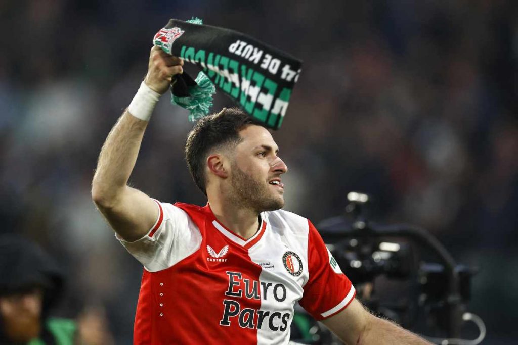 Napoli, mercato: per l’attacco spunta il nome di Santi Gimenez del Feyenord