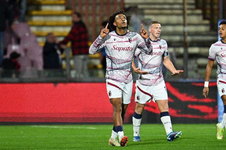 Bologna, Zirkzee è vicinissimo al Milan: il sostituto dalla Premier