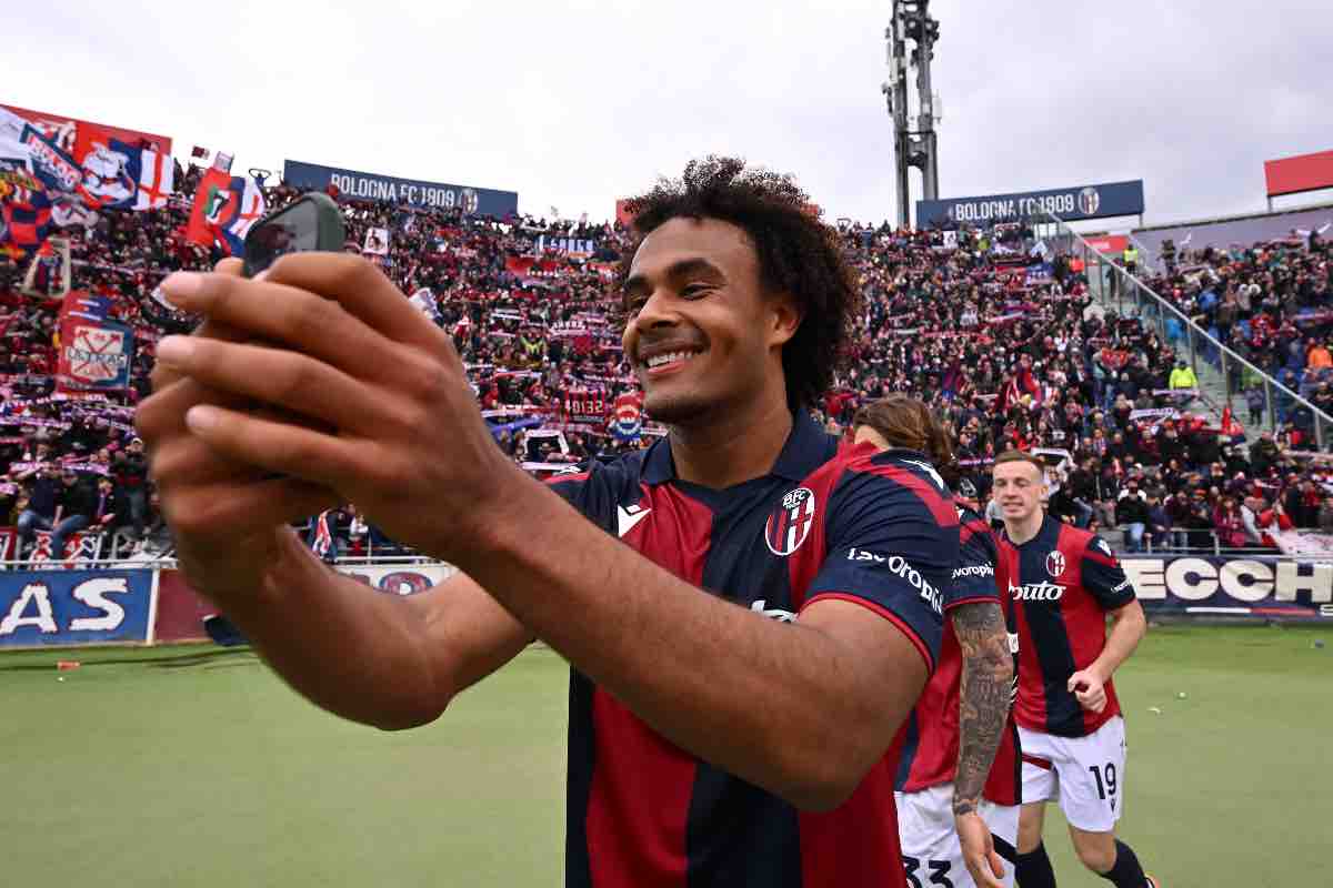 Bologna, tutto fatto per la cessione di Zirkzee: i dettagli