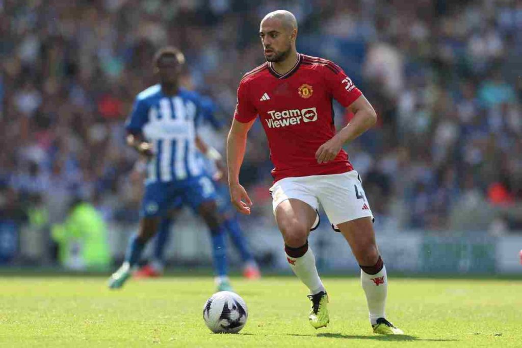 Mercato Fiorentina, si lavora all’addio di Amrabat: c’è il sostituto