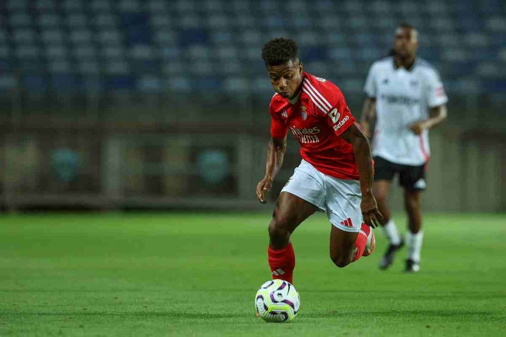 Mercato Napoli, Neres si avvicina? Il Benfica abbassa le pretese