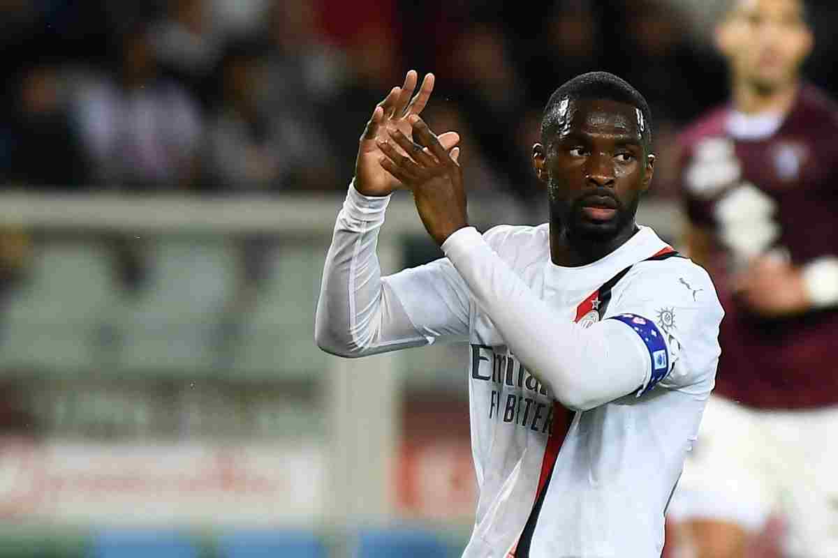 Mercato Juventus, Araujo si complica: bianconeri su tre nomi
