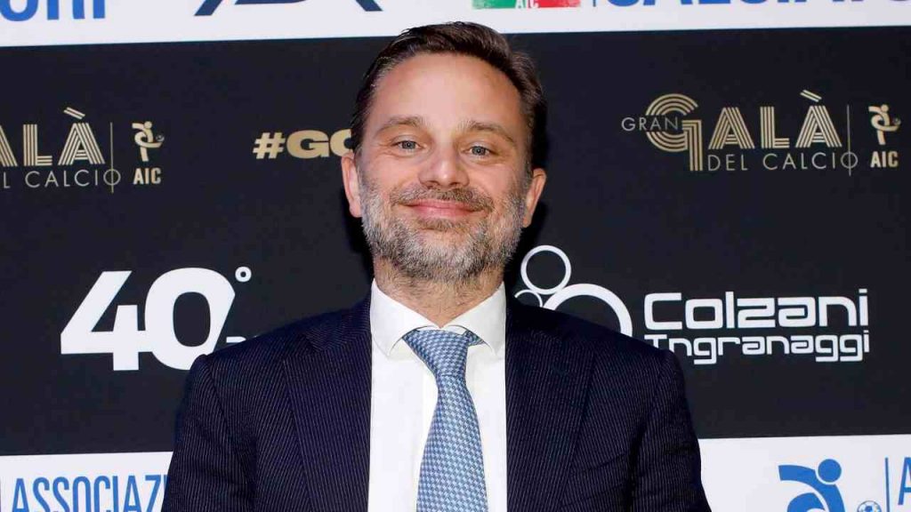 Aut aut Milan: o firmi o non se ne fa più nulla | Intanto Furlani si cautela prenotando il sostituto