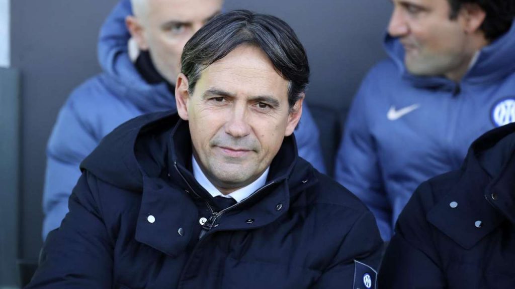 Inter, 30 milioni risparmiati | Gioia Simone Inzaghi: arriva un grande rinforzo in nerazzurro