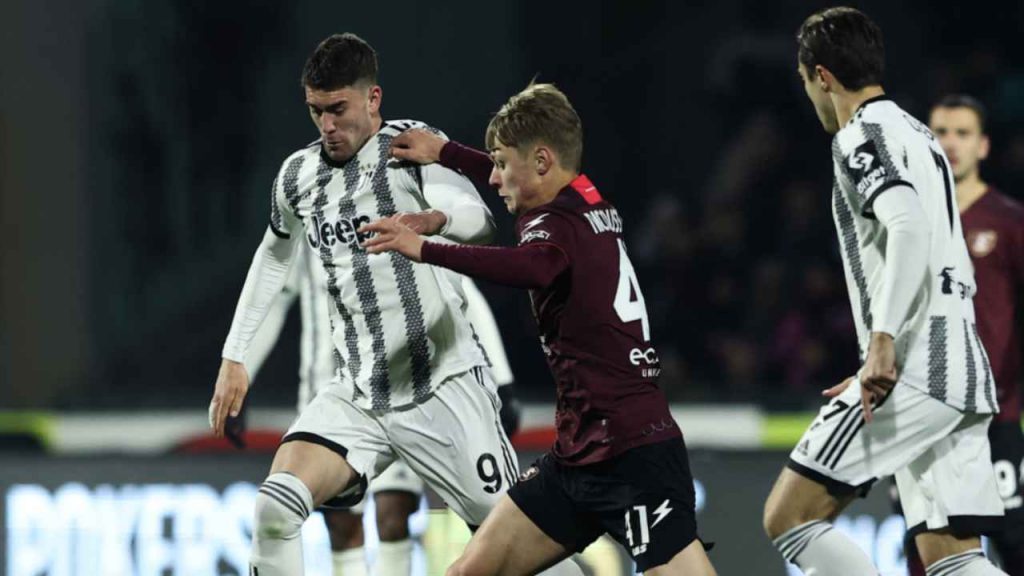 Milan, che sgarbo alla Juventus | Gli toglie un giocatore da sotto il naso: un’altra beffa