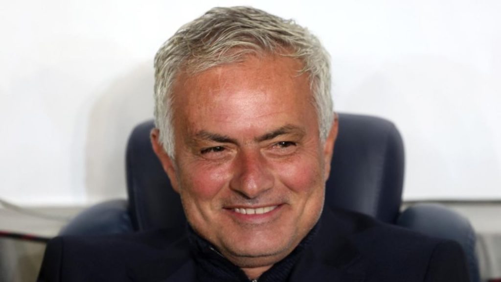 Squilla il telefono di Mourinho | Apertura clamorosa dello Special One