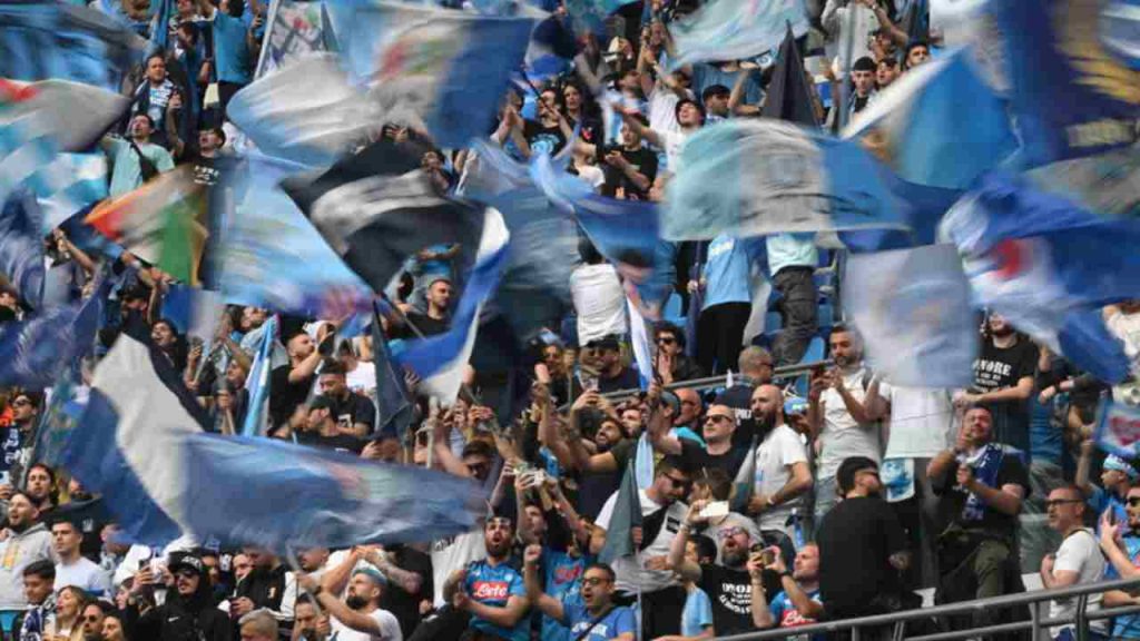 “Resterò sicuramente al Napoli”: la decisione è presa | Non era per niente scontata: tifosi in visibilio