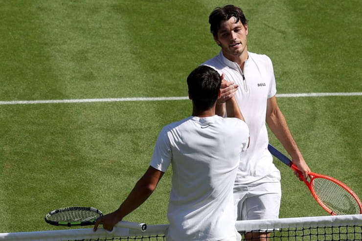 Carlos Alcaraz e Taylor Fritz a Wimbledon - Foto Instagram - Calcioinpillole.com