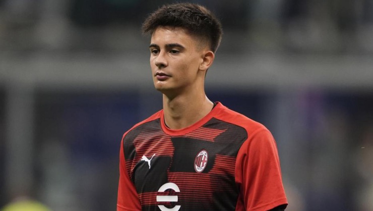 Futuro lontano dal Milan 