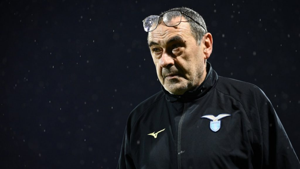 Non solo il mercato bloccato, ora anche gli infortuni | Mani nei capelli per Sarri: doppio stop forzato in casa Lazio
