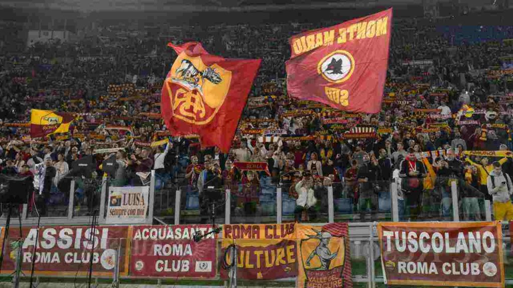 La Roma supera indenne le forche caudine del FPF | Via al mercato col botto: si allena già con la maglia giallorossa