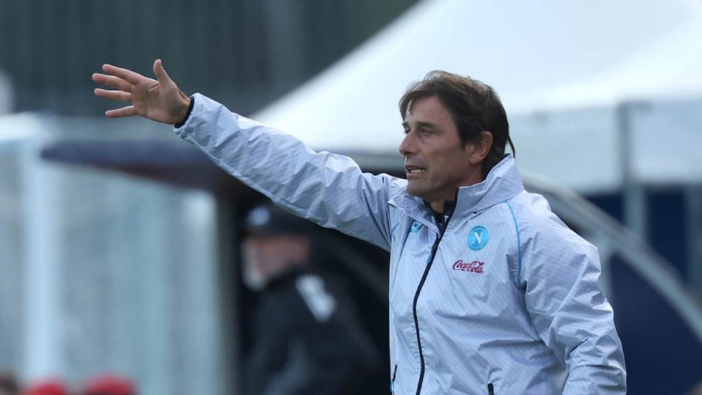 Come te lo devo dire, non ti voglio più vedere | Conte fa piazza puilita: lascia il Napoli per la gioia dei tifosi